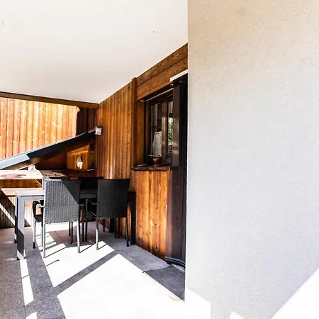 Haus Binelti, * Fiesch